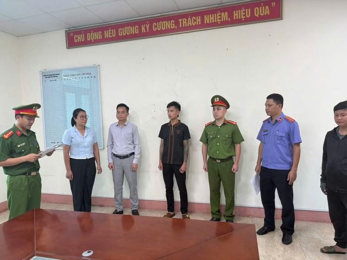 Bị can Phan Vinh Quang tại cơ quan công an. Ảnh: Công an tỉnh Lào Cai.