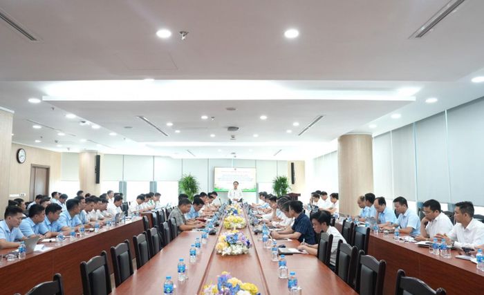 Toàn cảnh hội nghị về công tác đào lò của TKV.