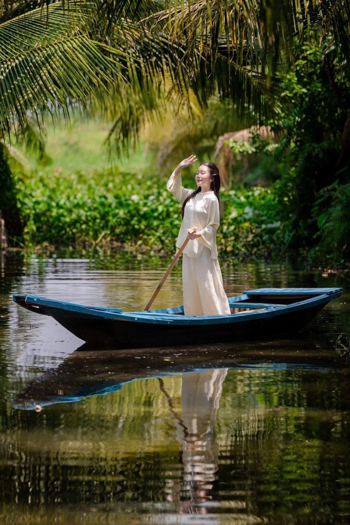 Không gian nhà vườn này cũng được du khách gợi ý làm địa điểm du lịch Quảng Ninh dịp 2/9. Ảnh: Hoàng Nguyễn/Đầm sen Quảng Yên
