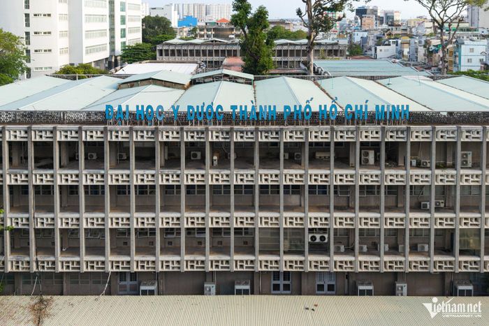 Đại học Y Dược TPHCM - nơi đào tạo nhiều bác sĩ, nhân viên y tế cho khu vực phía Nam và cả nước. Ảnh: Lê Na