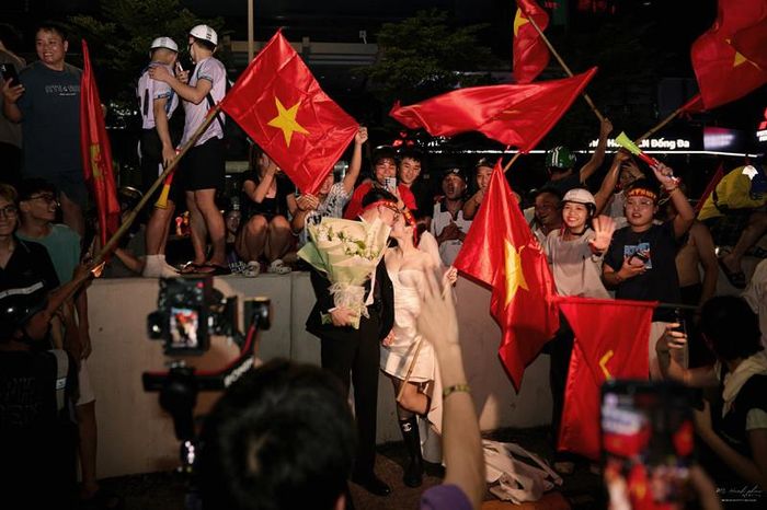 Phút đáng nhớ của cặp đôi 