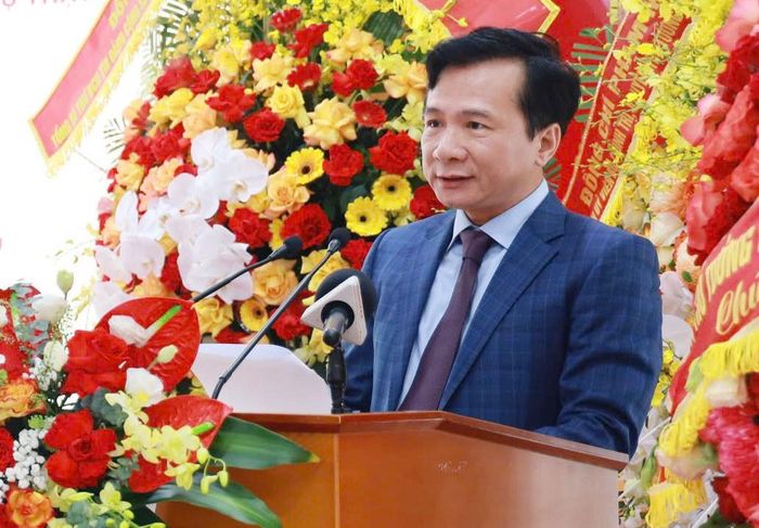 Phó Chủ nhiệm Văn phòng Chủ tịch nước Nguyễn Hoàng Anh.