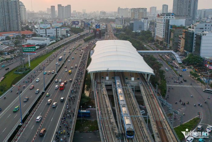 Tuyến metro số 1 Bến Thành - Suối Tiên. Ảnh: Nguyễn Huế