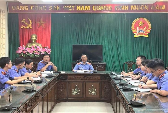 VKSND khu vực 8, TP Hải Phòng họp rút kinh nghiệm sau phiên tòa.