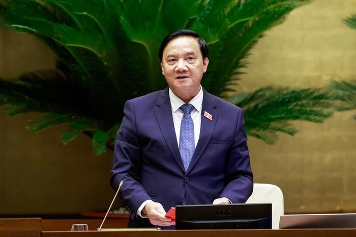  Phó Chủ tịch Quốc hội Nguyễn Khắc Định phát biểu kết luận nội dung thảo luận của Quốc hội tại Hội trường Diên Hồng về dự án Bộ luật Tố tụng hình sự (sửa đổi), tháng 8/2026. Ảnh: Media Quốc hội