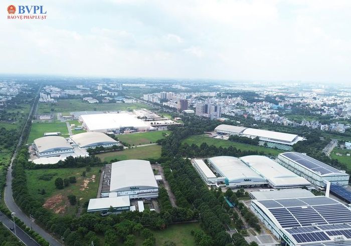 Việc duy trì thu hút dự án mới, đồng thời hỗ trợ doanh nghiệp hiện hữu mở rộng quy mô đang góp phần nâng cao hiệu quả sử dụng đất công nghiệp.