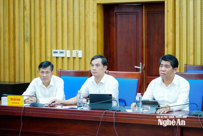 Các đại biểu dự hội nghị tại điểm cầu tỉnh Nghệ An. Ảnh: Phạm Bằng