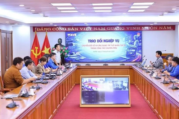 Quang cảnh buổi trao đổi nghiệp vụ. (Nguồn: Thanh niên TTXVN)