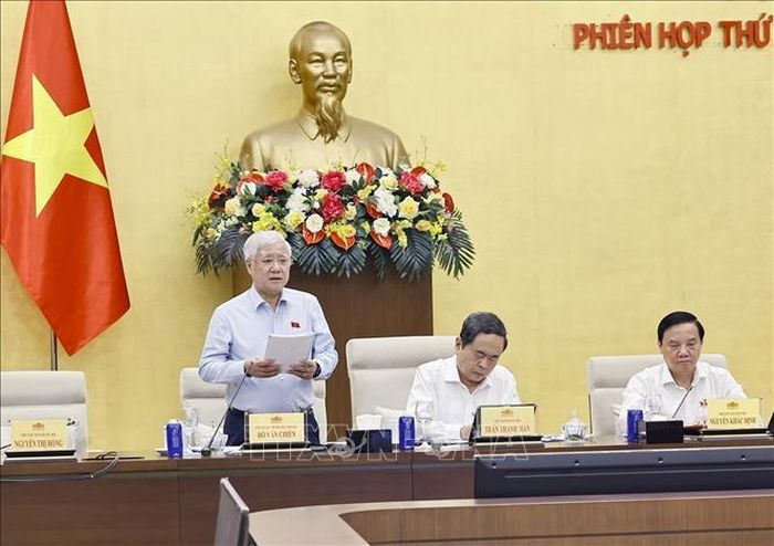 Phó Chủ tịch Thường trực Quốc hội Đỗ Văn Chiến phát biểu. Ảnh: Doãn Tấn/TTXVN