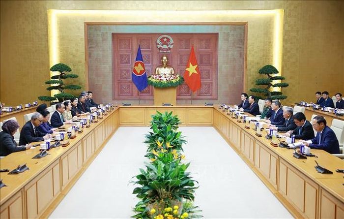 Thủ tướng Lê Minh Hưng tiếp Đại sứ các nước ASEAN tại Việt Nam. Ảnh: Dương Giang/TTXVN