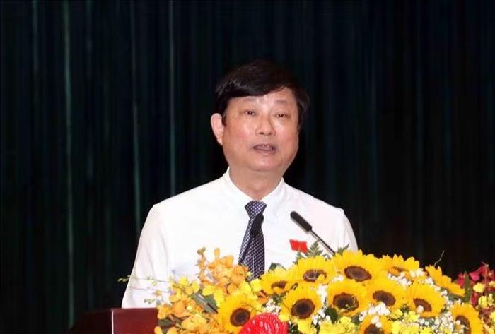 Ông Võ Văn Minh, Chủ tịch HĐND Thành phố Hồ Chí Minh, phát biểu tại Kỳ họp. Ảnh: Xuân Khu/TTXVN