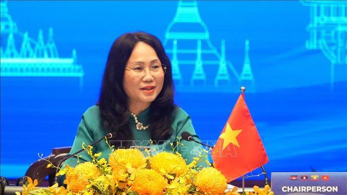 Bộ trưởng Bộ Văn hóa, Thể thao và Du lịch Việt Nam Lâm Thị Phương Thanh phát biểu khai mạc hội nghị. Ảnh: Hữu Duyên/TTXVN