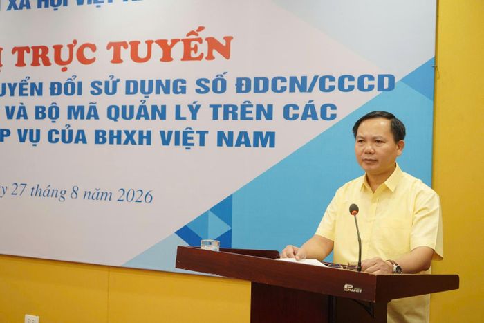 Phó Giám đốc BHXH Việt Nam Chu Mạnh Sinh phát biểu tại buổi tập huấn.