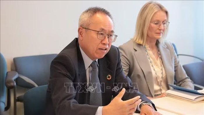 Phó Tổng Thư ký Liên hợp quốc Li Junhua phát biểu tại cuộc gặp.