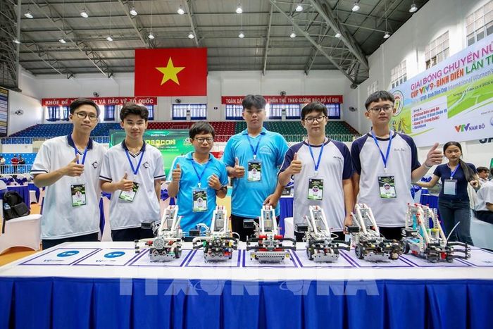 Những sân chơi khoa học, công nghệ góp phần gieo những “hạt giống” sáng tạo, nuôi dưỡng khát vọng làm chủ tri thức và công nghệ trong thế hệ trẻ Tây Ninh. Ảnh: Giang Phương - TTXVN