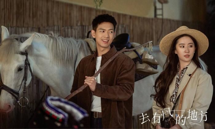 Đi Đến Nơi Có Gió mang đến hình ảnh Lưu Diệc Phi nhẹ nhàng, trưởng thành và gần gũi hơn. Ảnh: NSX