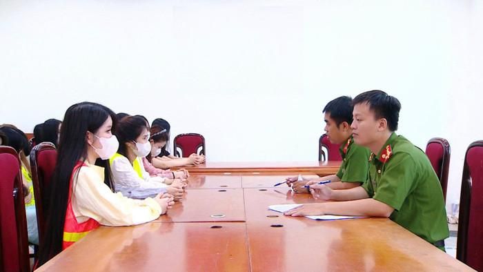 Các đối tượng liên quan. Ảnh: Công an TP Hà Nội