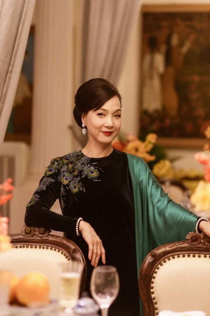 Hơn 40 năm hoạt động nghệ thuật, NSND Lê Khanh ghi dấu với nhiều vai diễn kinh điển trên sân khấu và màn ảnh Việt. Ảnh: NSX.