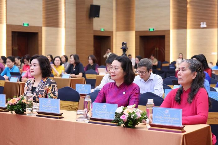 Các đại biểu tham dự lễ phát động