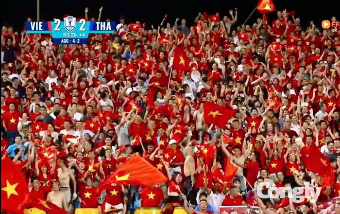 Cháy bỏng khi kết thúc trận đấu.