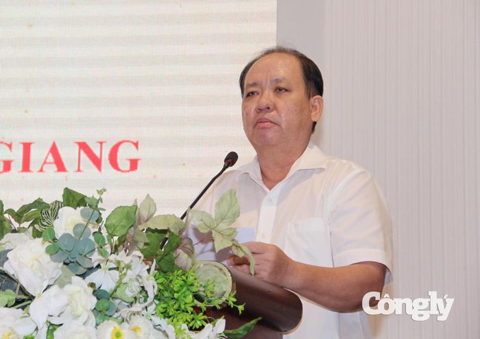 Phó Chủ tịch Thường trực UBND tỉnh An Giang Nguyễn Thanh Phong phát biểu chỉ đạo