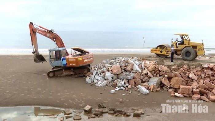 Đơn vị thi công dự án tập trung máy móc, nhân lực đẩy nhanh tiến độ thực hiện dự án.