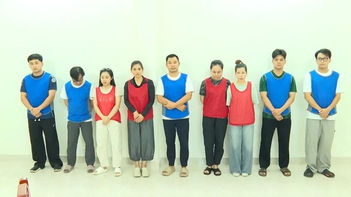 Nhóm đối tượng trong đường dây buôn lậu kim cương tại Việt Nam. Ảnh: Tuyết Hạnh