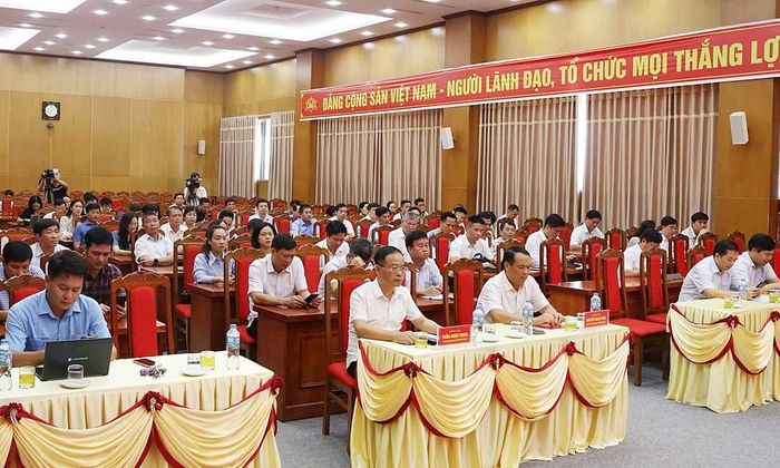 Các đại biểu dự hội nghị.
