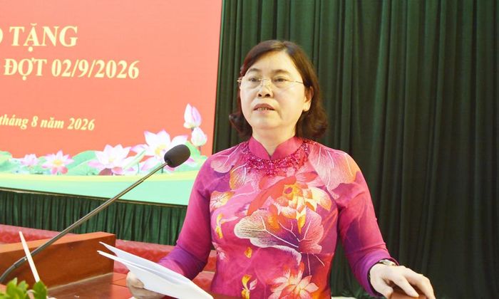 Đồng chí Trần Thị Hằng phát biểu tại buổi Lễ.