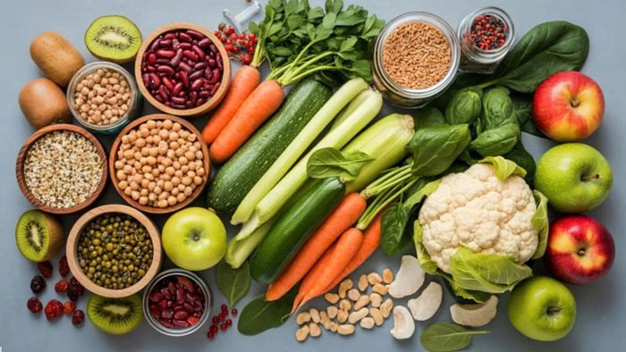 Chế độ dinh dưỡng giàu thực vật cũng là một trong những nền tảng quan trọng liên quan đến tuổi thọ và phòng ngừa bệnh tật. Ảnh: Euronews