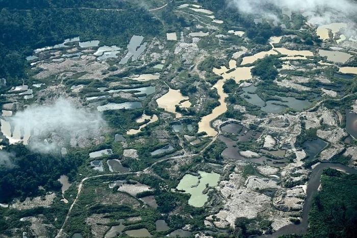 Toàn cảnh khu đô thị Jacareacanga, nằm trong rừng nhiệt đới Amazon ở phía Tây Nam bang Pará, Brazil. Ảnh: CNN