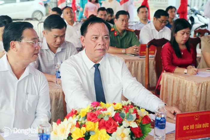 Phó Bí thư Thành ủy Võ Tấn Đức tham dự buổi lễ. Ảnh: Phạm Tùng