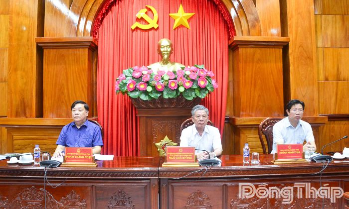 Lãnh đạo tỉnh tham dự và chủ trì tại điểm cầu tỉnh Đồng Tháp.