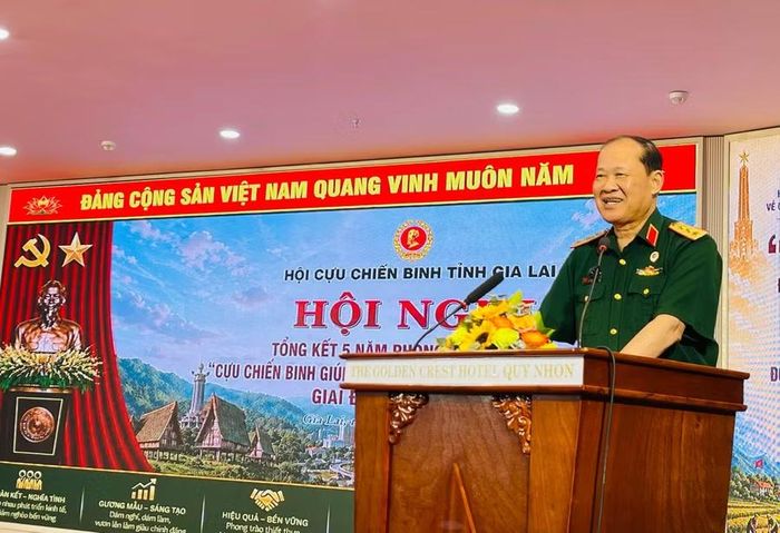  Phó Chủ tịch Ủy ban Trung ương MTTQ Việt Nam, Chủ tịch Hội Cựu chiến binh Việt Nam Bế Xuân Trường phát biểu chỉ đạo hội nghị. Ảnh: Trung Nghĩa 