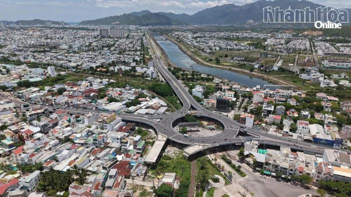 Dự án Nút giao Ngọc Hội và Dự án Đường vành đai 2 kết nối nút giao Ngọc Hội triển khai dang dở.