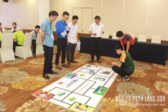 Các đội thi trên sa hình
