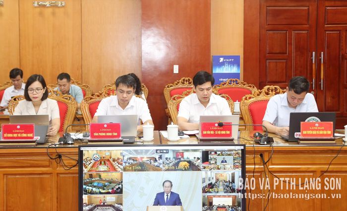 Đại biểu dự hội nghị tại điểm cầu UBND tỉnh Lạng Sơn