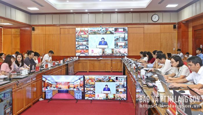 Đại biểu dự hội nghị tại điểm cầu UBND tỉnh Lạng Sơn