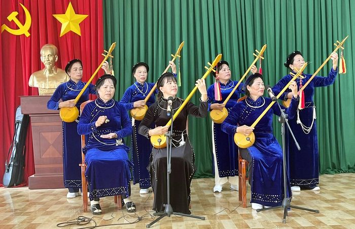 NCT duy trì hát then trong CLB liên thế hệ tại xã Bảo Lâm 1