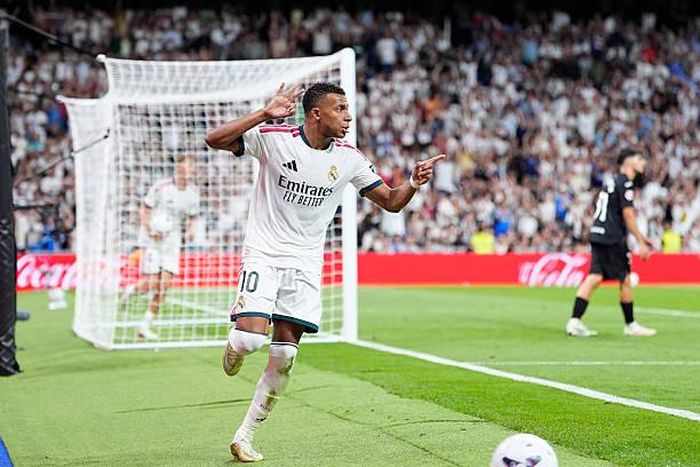 Mbappe thăng hoa trong chiến thắng của Madrid.