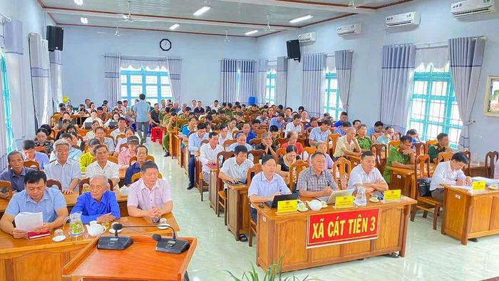 Đảng ủy xã Cát Tiên 3 tổ chức điểm cầu trực tuyến nghiên cứu, học tập, quán triệt Nghị quyết Hội nghị lần thứ ba Ban Chấp hành Trung ương Đảng Khóa XIV