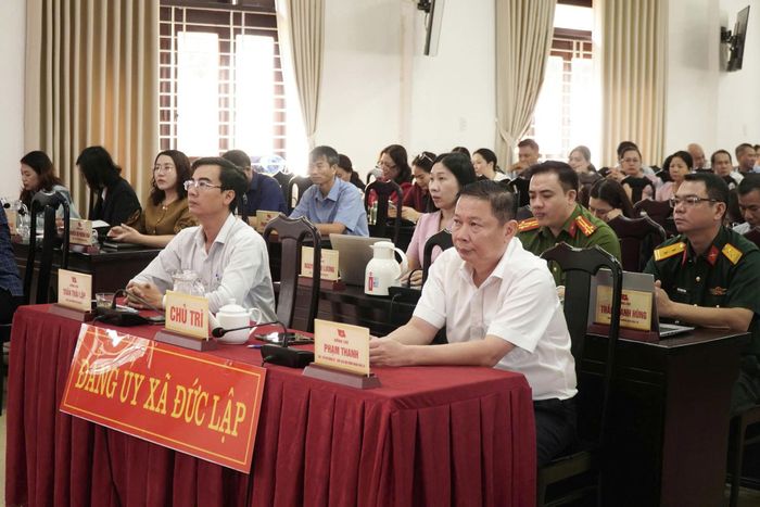 Cán bộ, đảng viên xã Đức Lập tham gia hội nghị quán triệt và triển khai thực hiện các nghị quyết và chương trình hành động của Tỉnh ủy Lâm Đồng