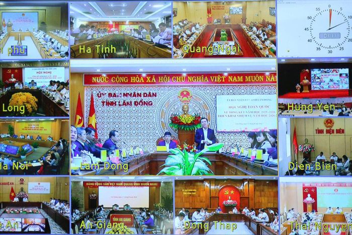 Hội nghị được Chính phủ kết nối trực tuyến với 34 tỉnh, thành trong cả nước