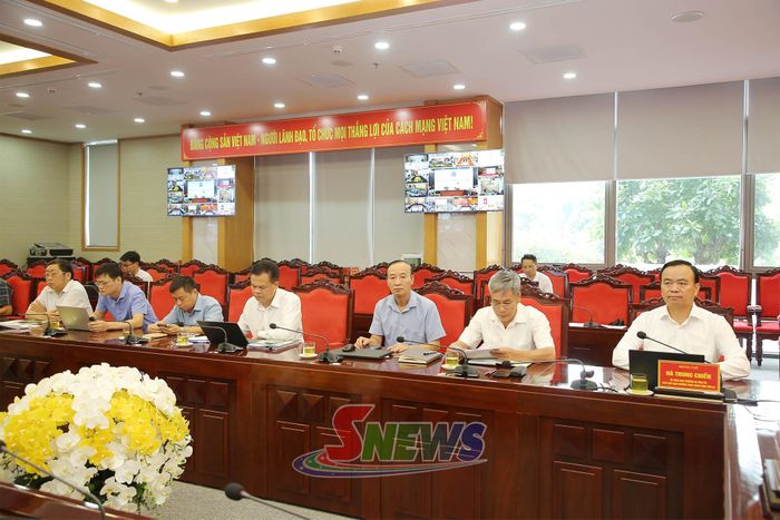 Các đại biểu dự hội nghị.