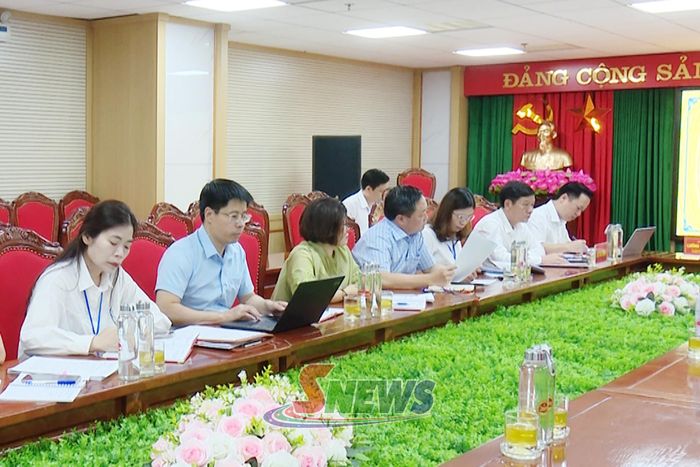Các đại biểu dự hội nghị