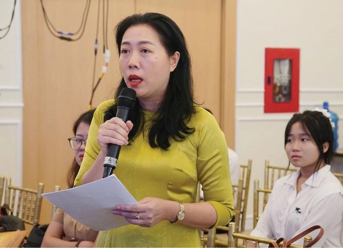  Doanh nghiệp trao đổi các khó khăn vướng mắc tại Diễn đàn kinh tế tư nhân.
