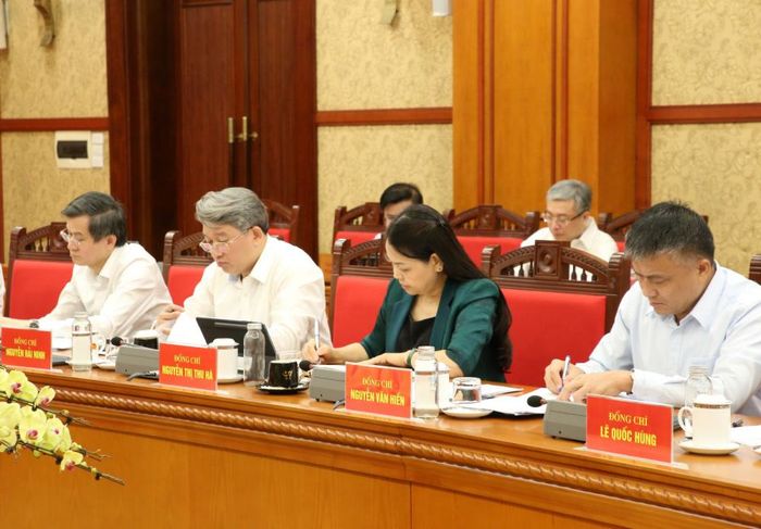 Nhấn mạnh những yêu cầu cụ thể đối với từng nhóm đối tượng cán bộ, đồng chí Tổng Bí thư, Chủ tịch nước nêu rõ: