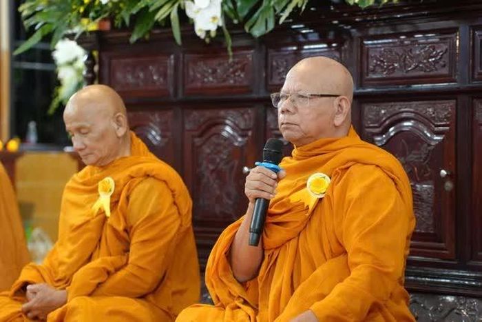Hòa thượng Thích Giác Nhân đạo từ