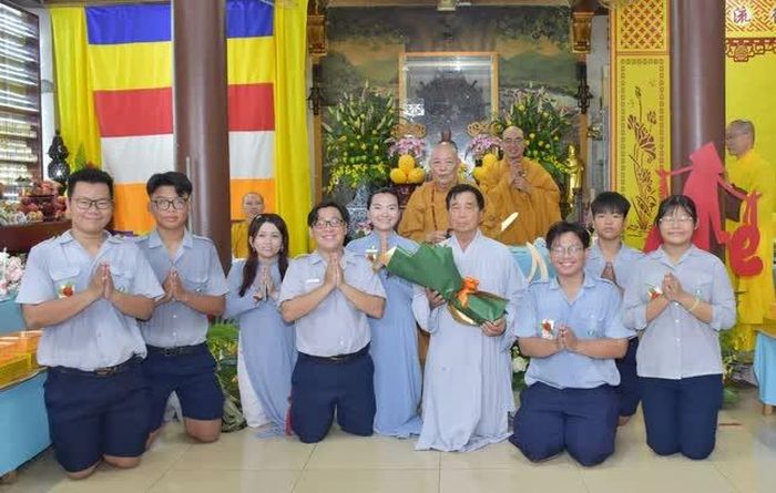 Ra mắt Gia đình Phật tử Đức Phước và Hội Bảo trợ Gia đình Phật tử Đức Phước