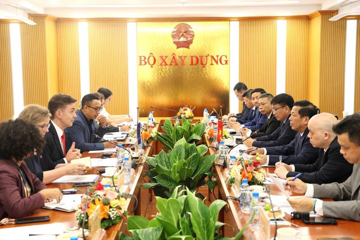 Trong các cuộc làm việc với các đối tác, tổ chức quốc tế, lãnh đạo Bộ Xây dựng luôn nhấn mạnh chủ trương hợp tác đi vào chiều sâu, thực chất và hiệu quả.